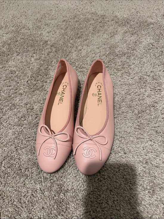 CHANEL Shoes - CHANEL Pink Leather Bow Ballet Flats